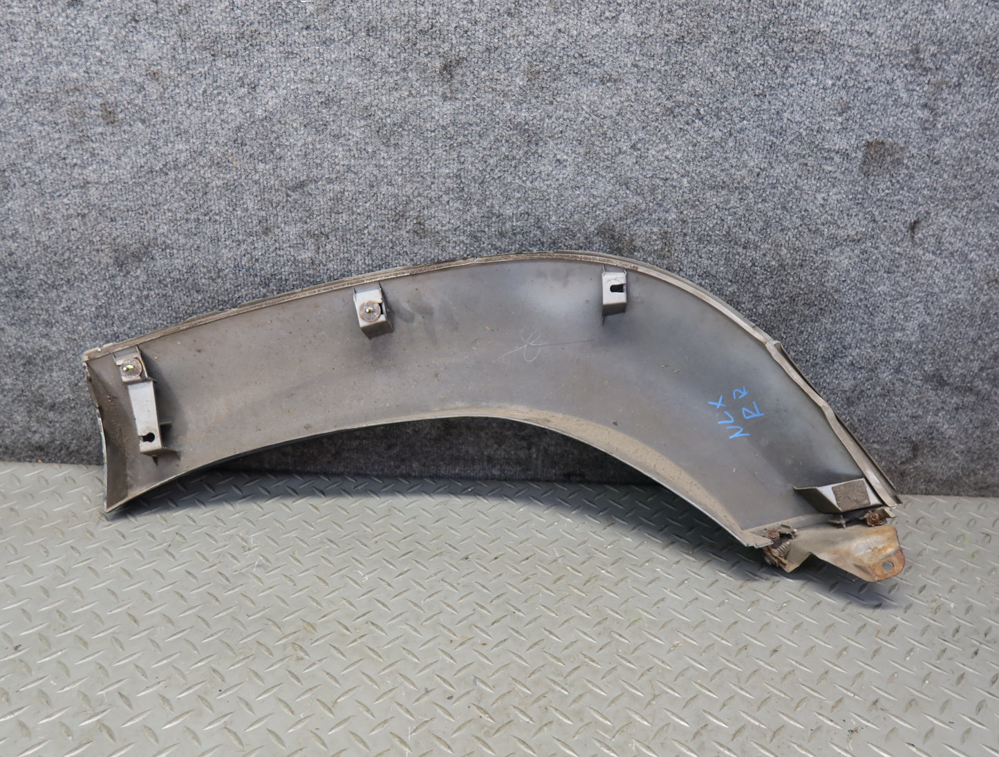 1996-1997 Lexus FZJ80L LX450 Rear Right Wheel Arch Flare Molding Trim Green