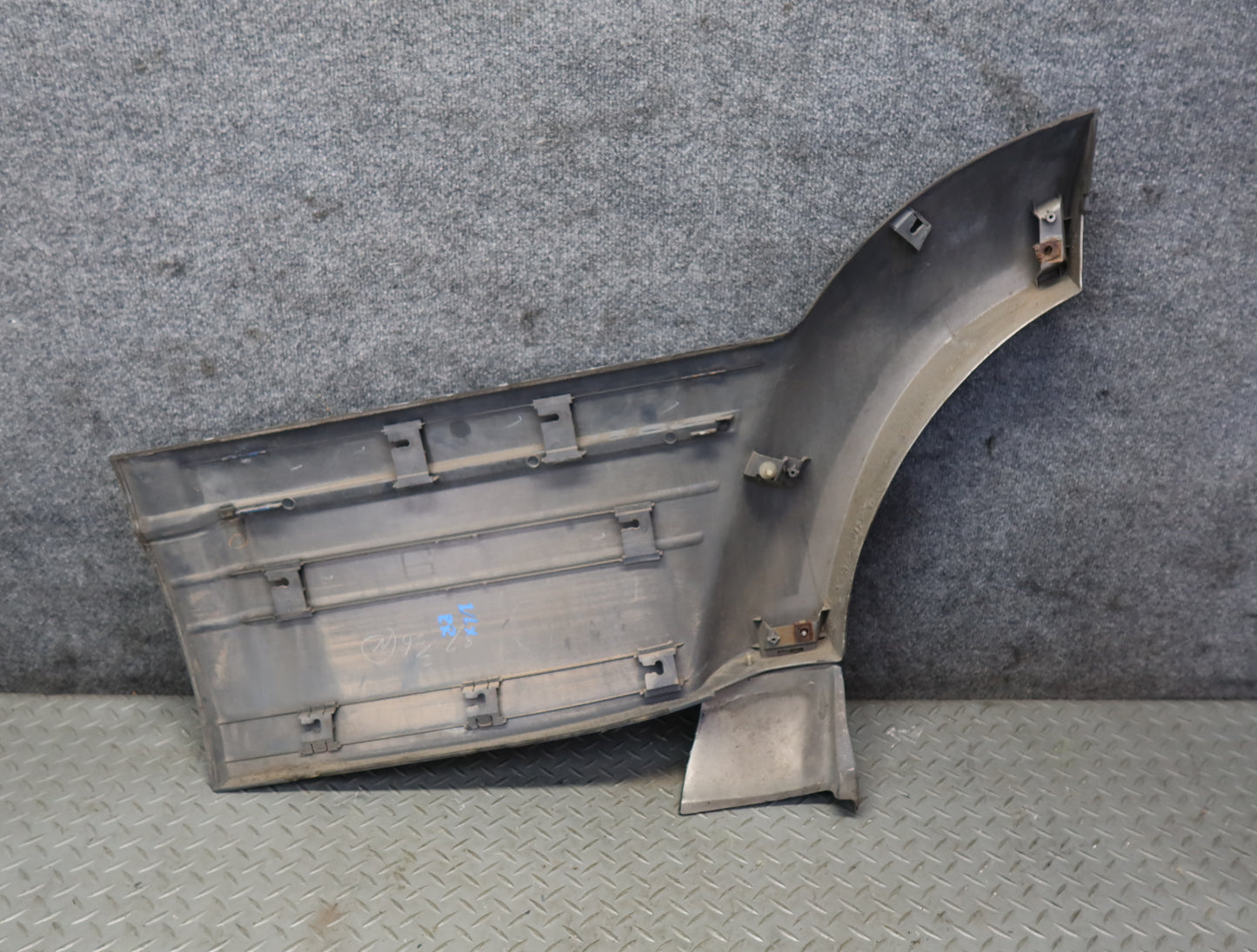 96-97 Lexus FZJ80L LX450 Rear Right Door Wheel Arch Molding Trim Panel Green
