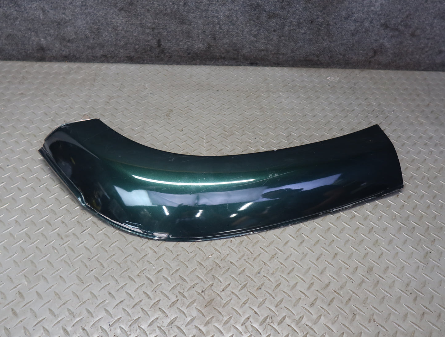 1996-1997 Lexus FZJ80L LX450 Rear Left Wheel Arch Flare Molding Trim Panel Green