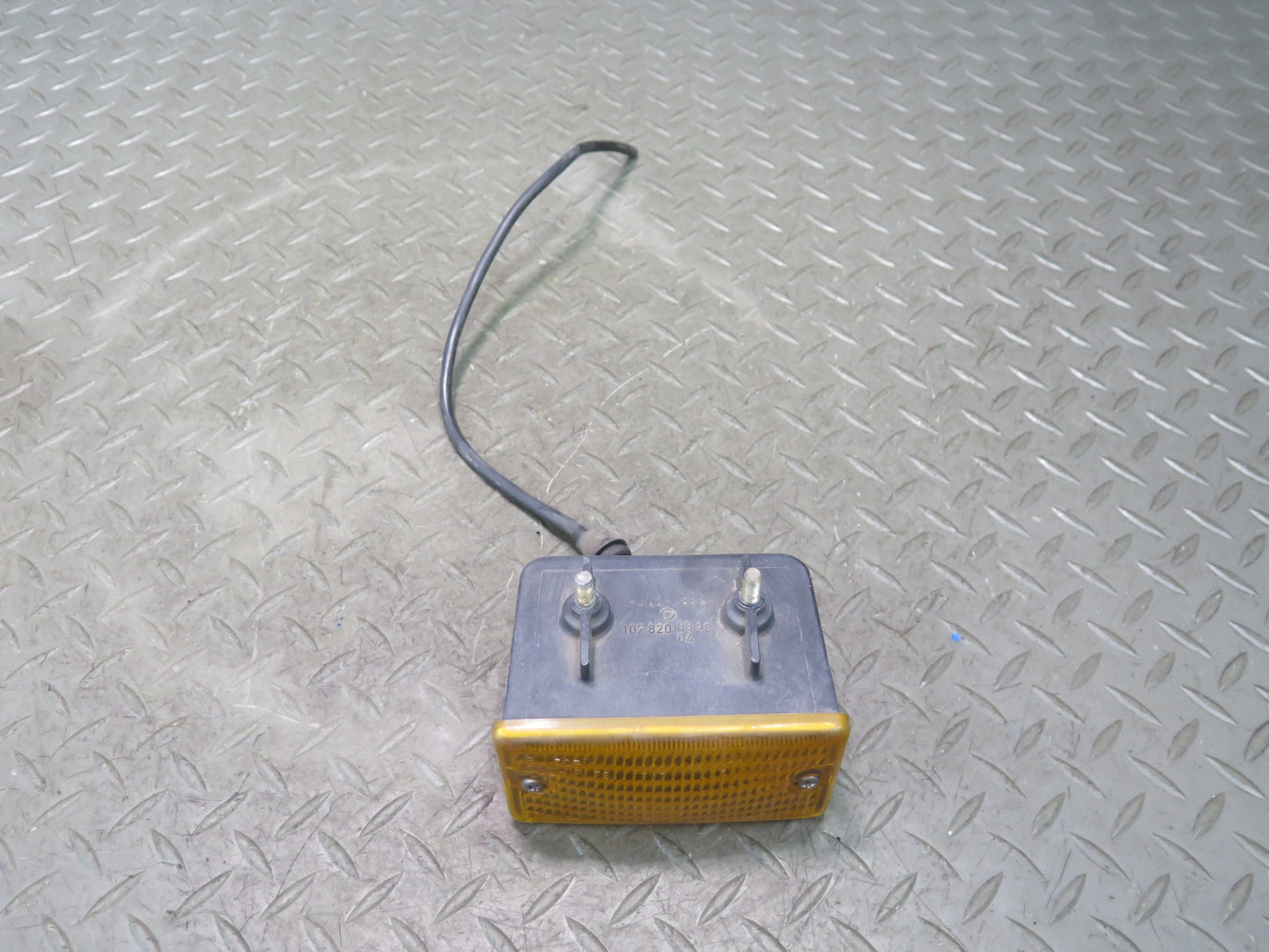 73-89 Mercedes R107 Set of 2 Front Bumper Left & Right Turn Signal Light OEM