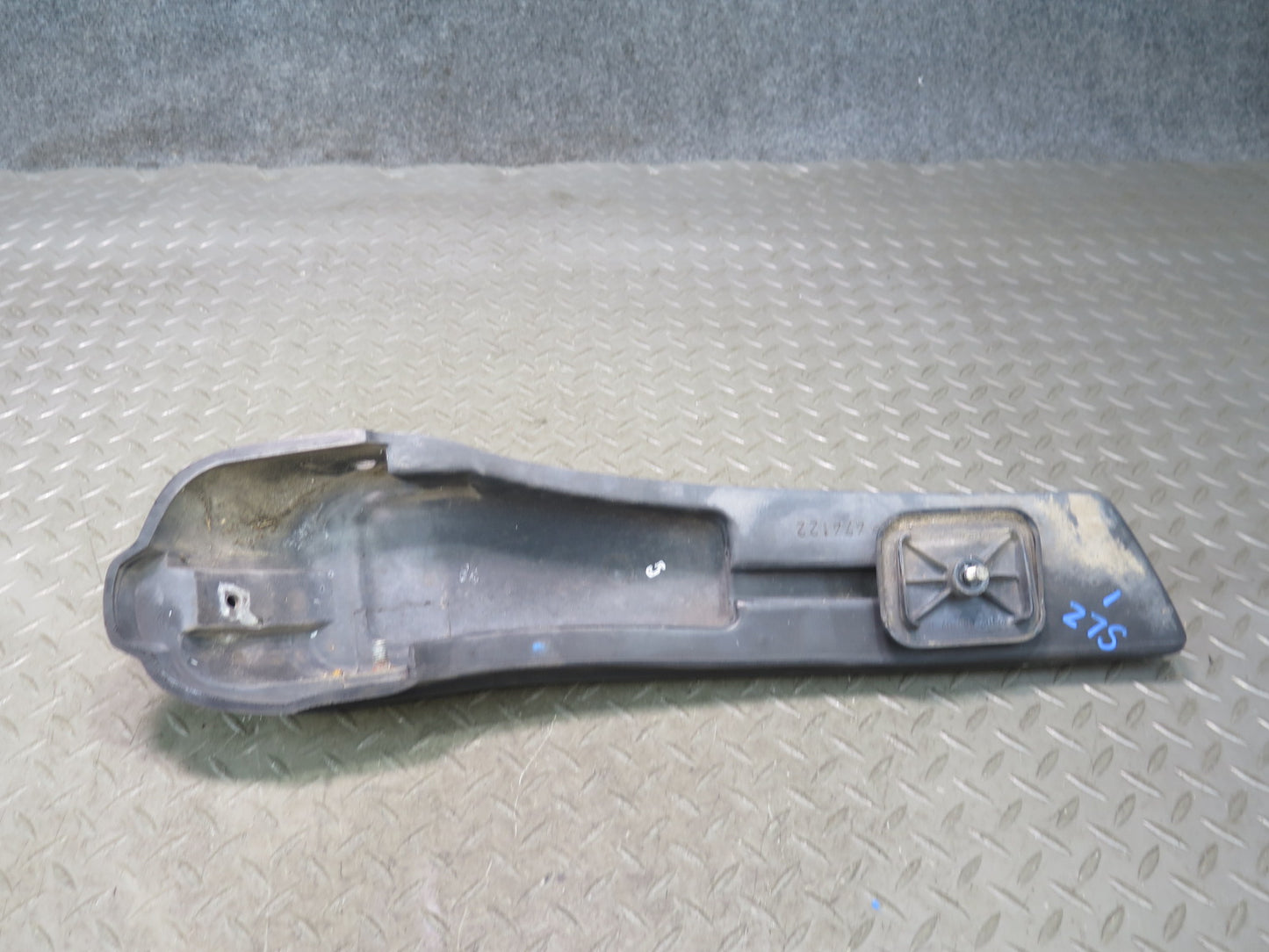 73-89 Mercedes R107 Front Bumper Left & Right Extension Rubber END Pad OEM