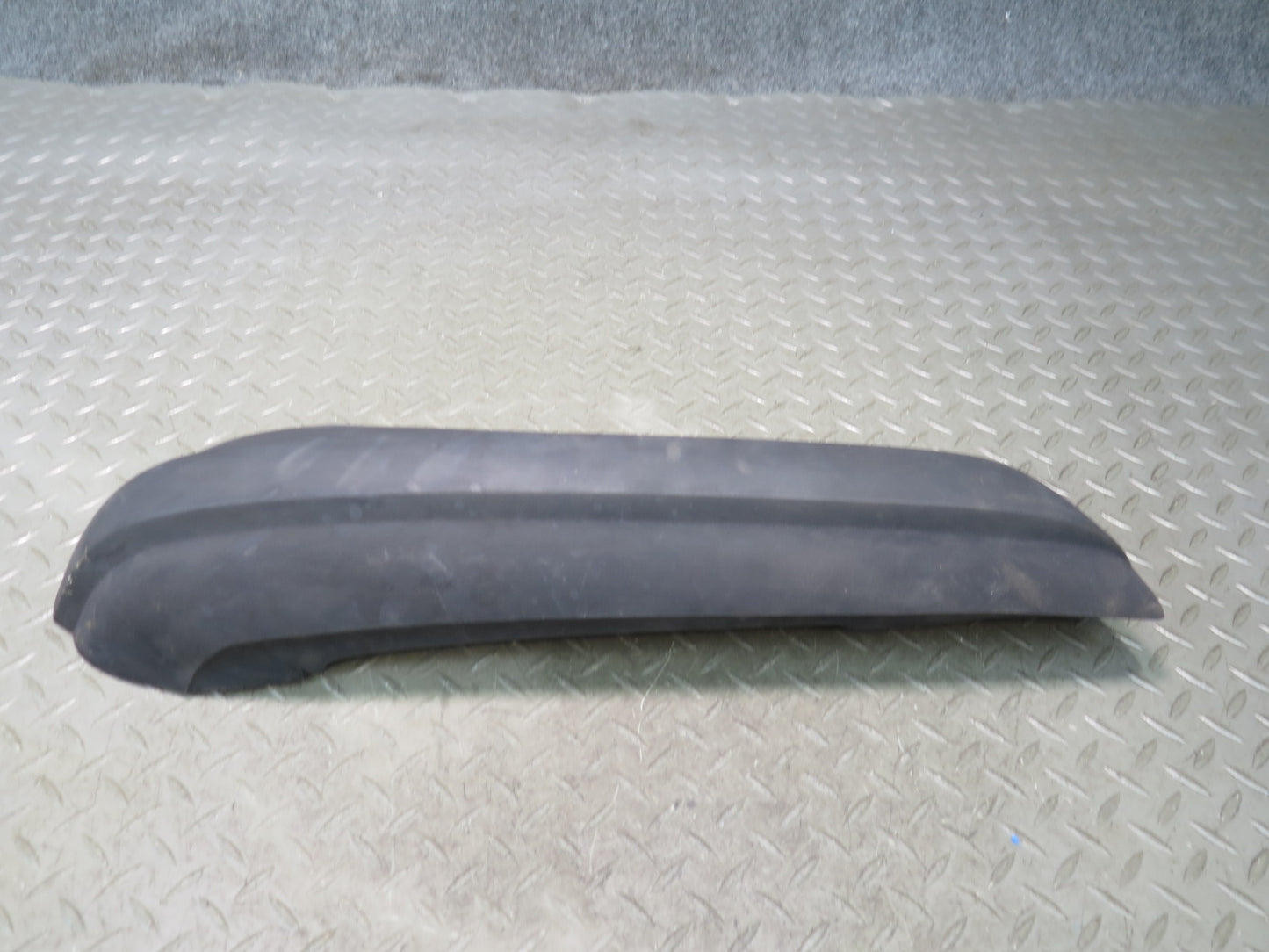 73-89 Mercedes R107 Front Bumper Left & Right Extension Rubber END Pad OEM