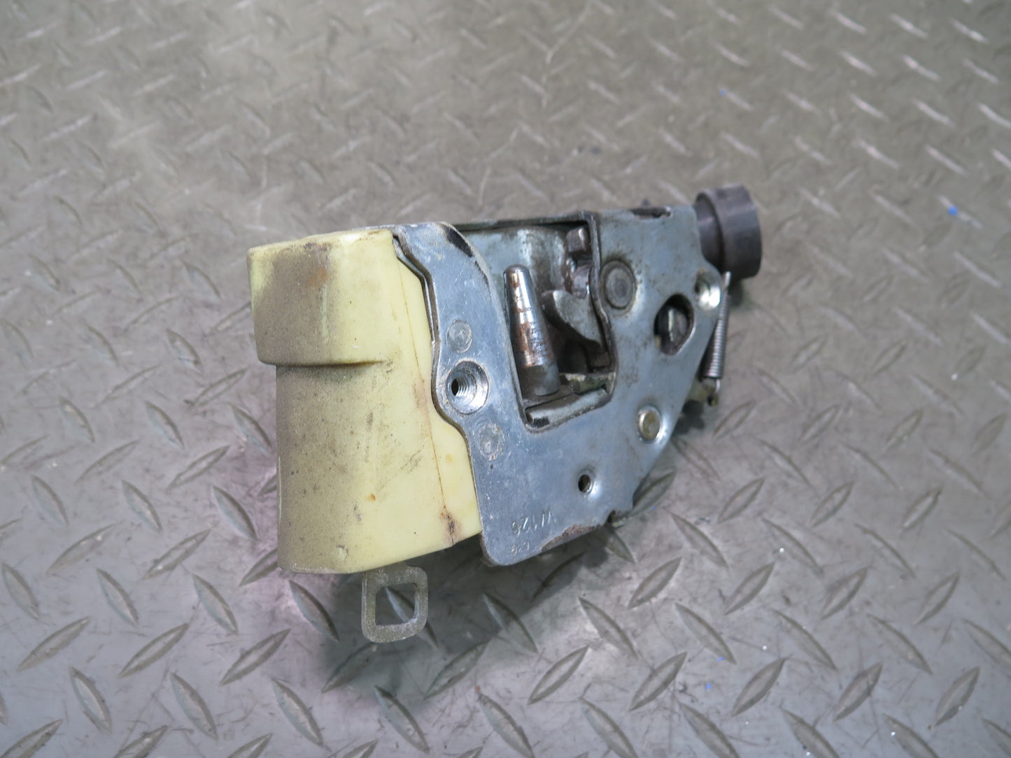 86-89 Mercedes R107 560SL Front Left Driver Door Lock Latch OEM