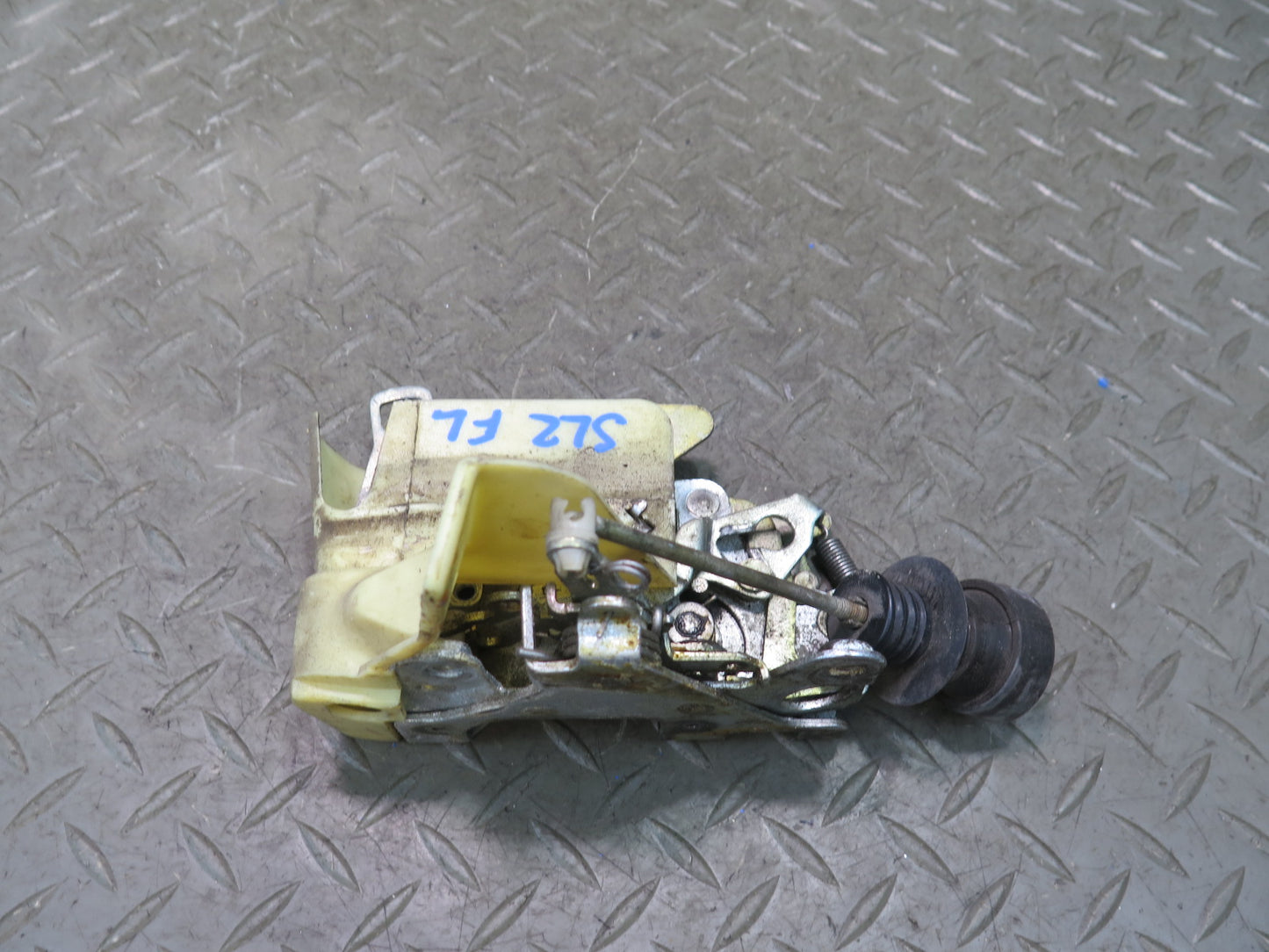 86-89 Mercedes R107 560SL Front Left Driver Door Lock Latch OEM