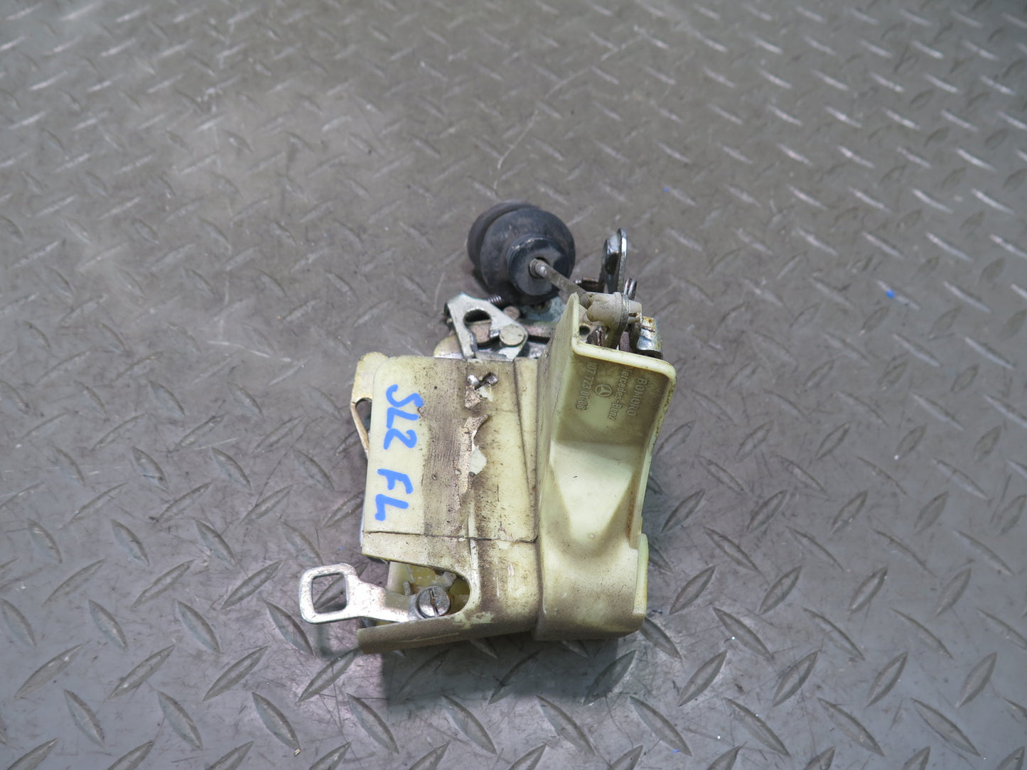 86-89 Mercedes R107 560SL Front Left Driver Door Lock Latch OEM