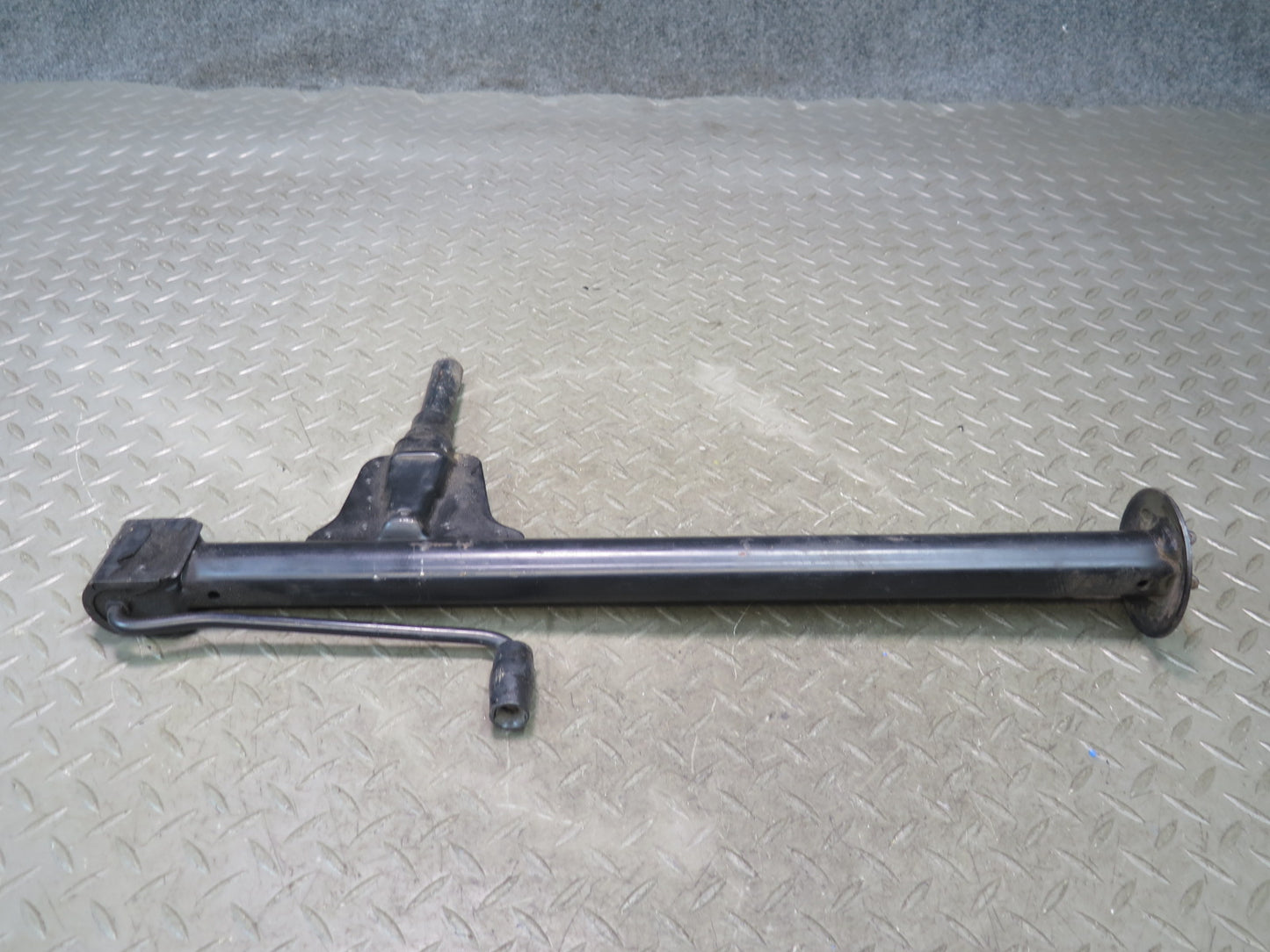 73-89 Mercedes R107 Sl-class Emergency Spare Tire Lift Jack 1075830115 OEM