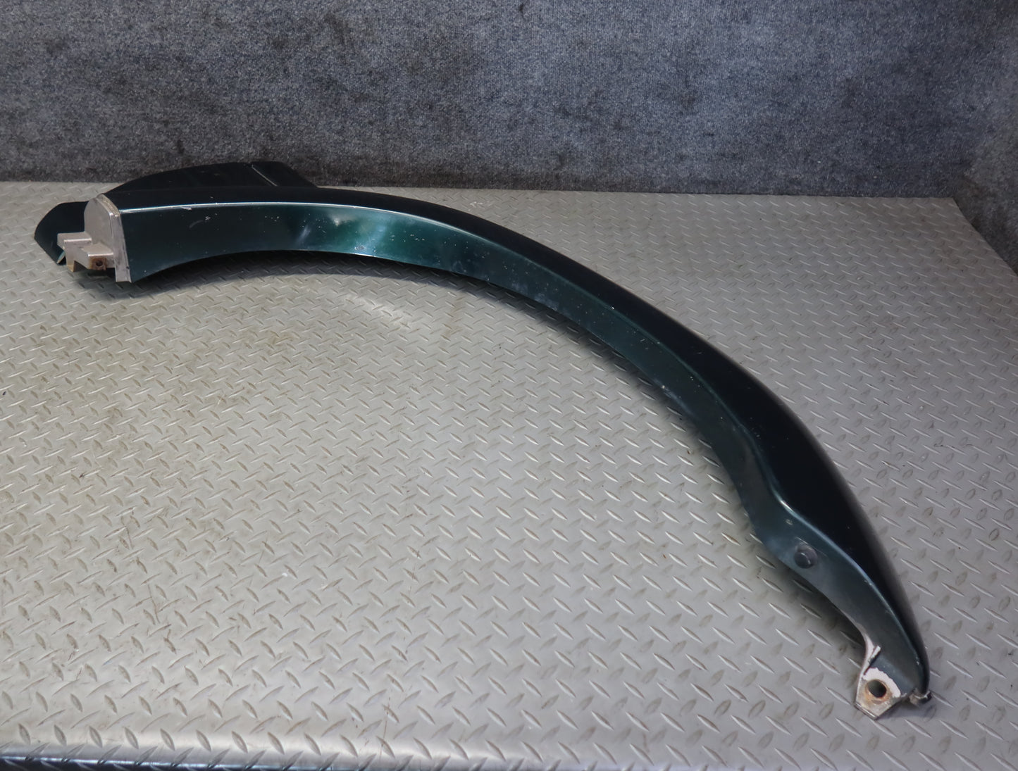 96-97 Lexus FZJ80L LX450 Front Right Fender Wheel Arch Molding Panel Defected