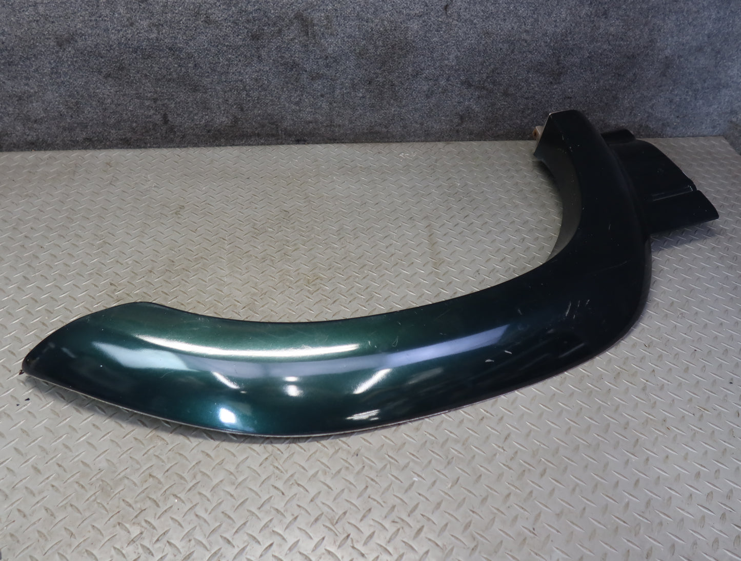 96-97 Lexus FZJ80L LX450 Front Right Fender Wheel Arch Molding Panel Defected