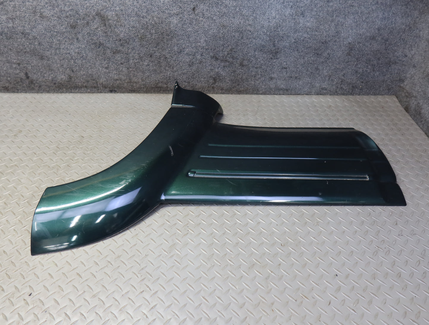 96-97 Lexus FZJ80L LX450 Rear Left Door Wheel Arch Molding Trim Panel Green