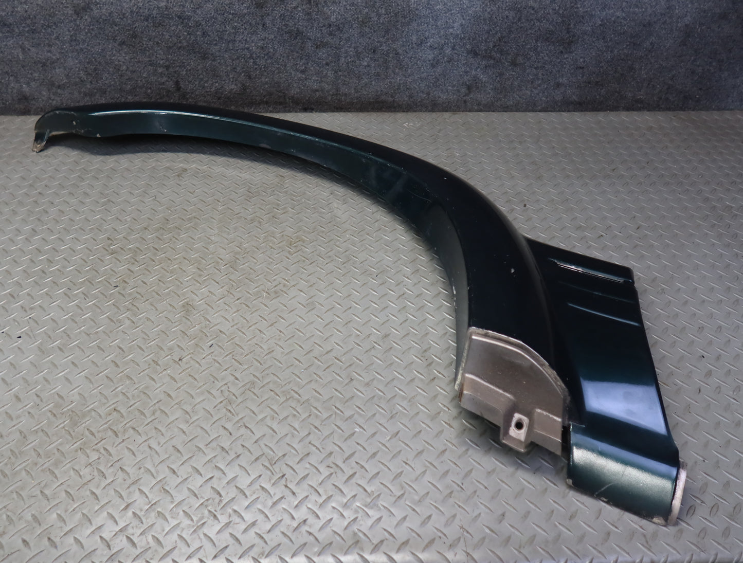 96-97 Lexus FZJ80L LX450 Front Left Fender Wheel Arch Molding Panel Defected