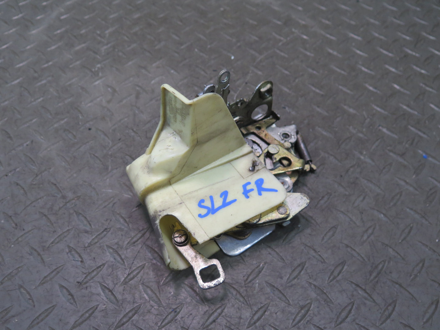 86-89 Mercedes R107 560SL Front Right Passenger Door Lock Latch OEM