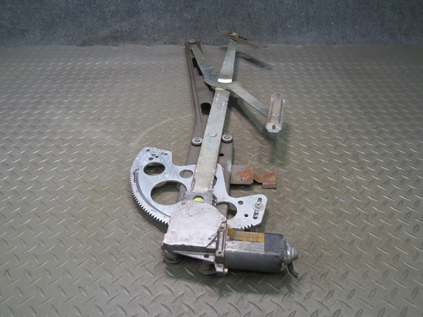 86-89 Mercedes R107 560SL Front Left Driver Door Window Regulator w Motor OEM