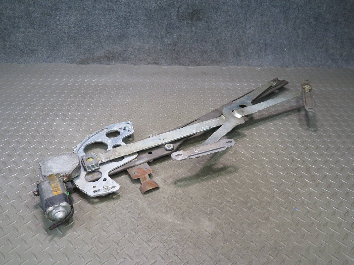 86-89 Mercedes R107 560SL Front Left Driver Door Window Regulator w Motor OEM