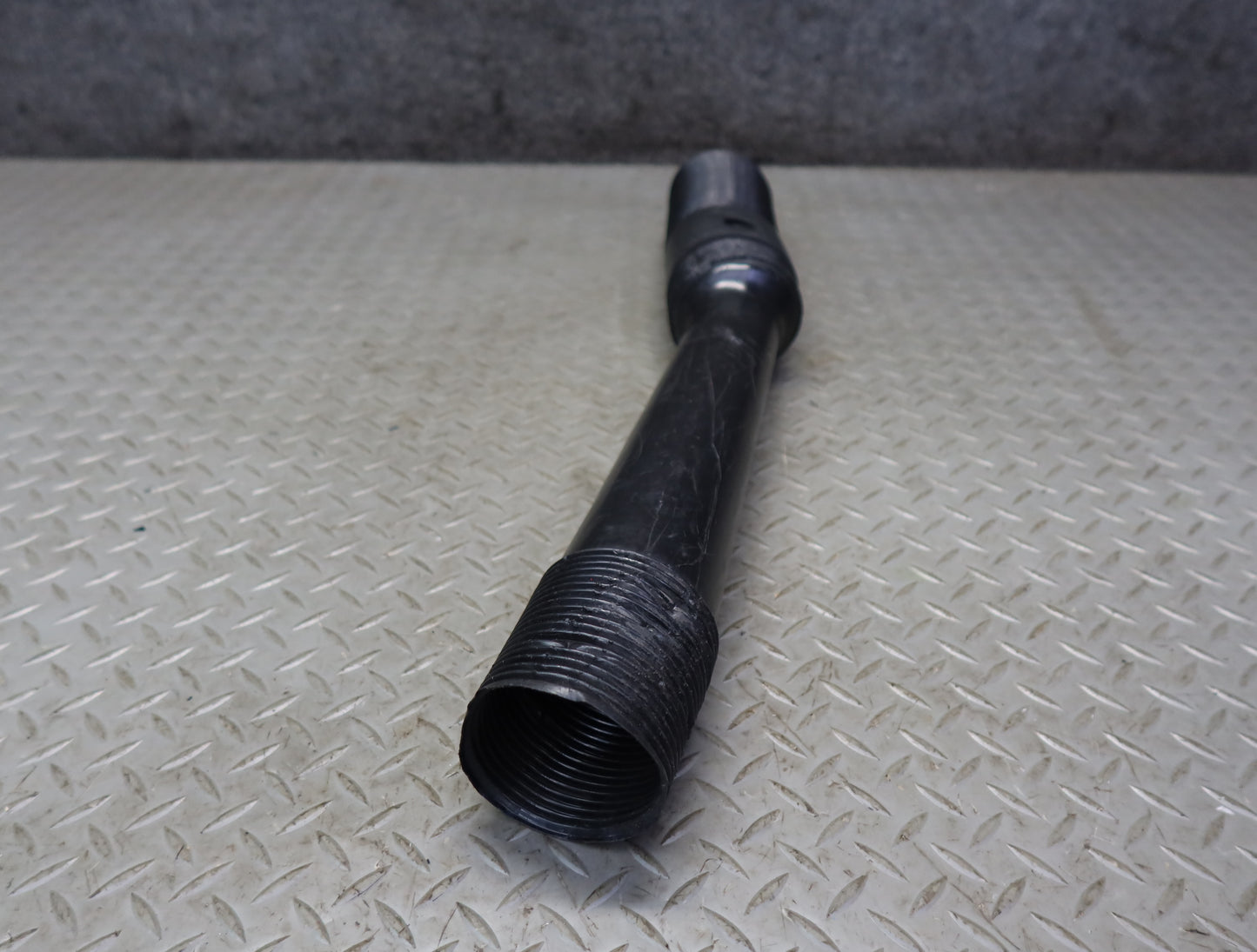 85-91 Porsche 928 S 5.0L Left & Right Air Intake Inlet Duct Hose Pipe Tube Set