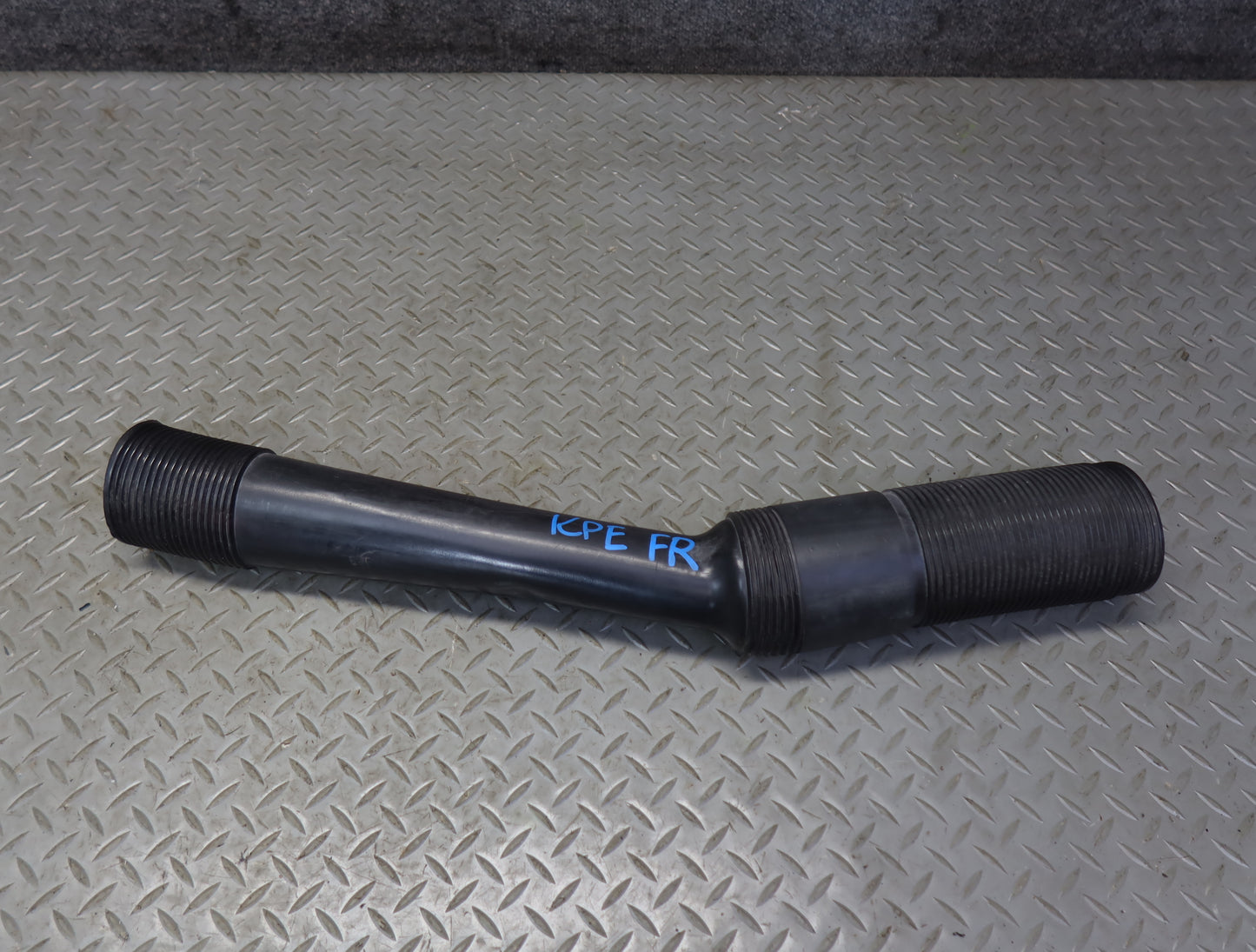 85-91 Porsche 928 S 5.0L Left & Right Air Intake Inlet Duct Hose Pipe Tube Set