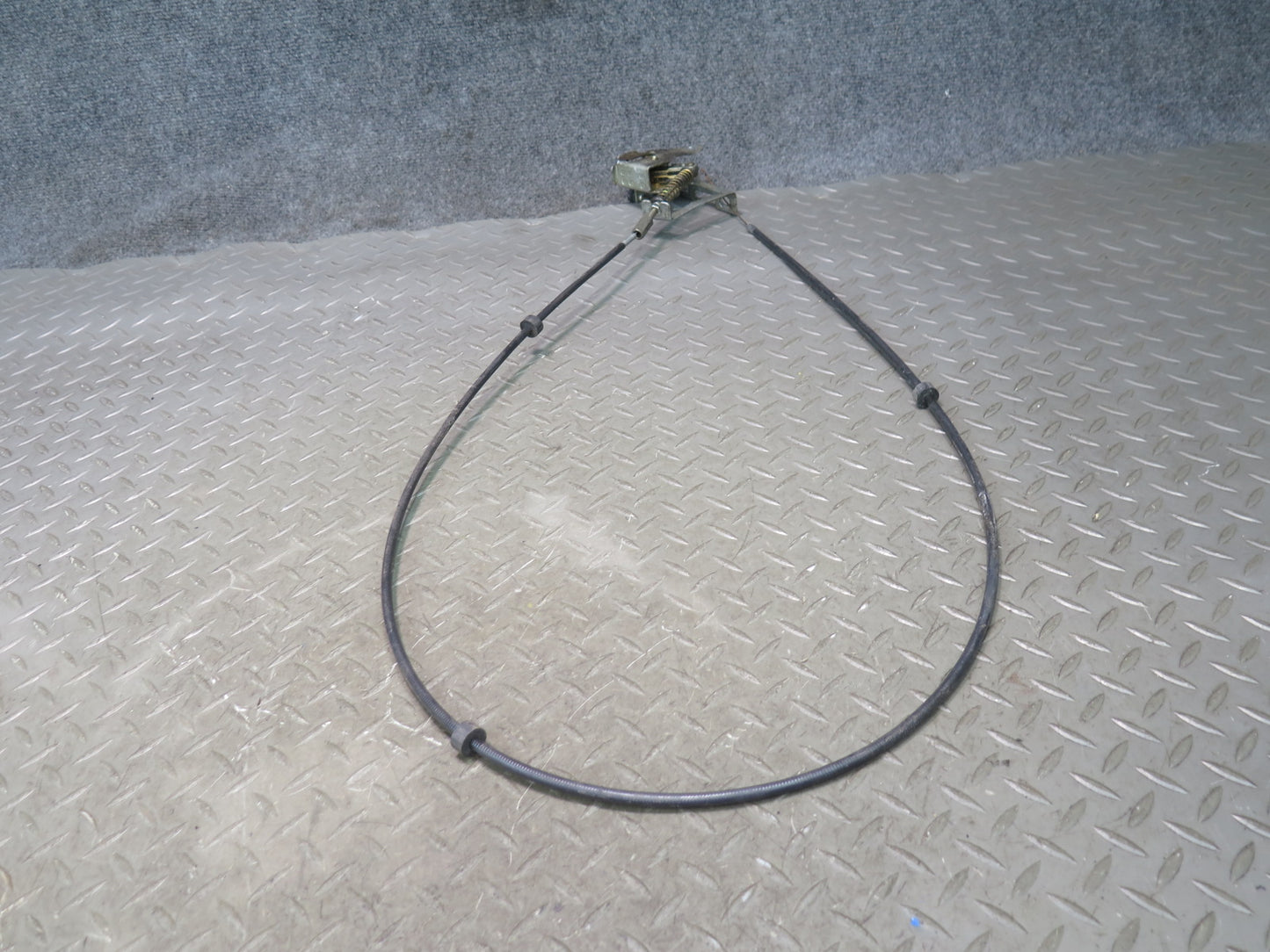 86-89 Mercedes R107 560SL Convertible Soft TOP Roof Lock Latch Cable Set OEM