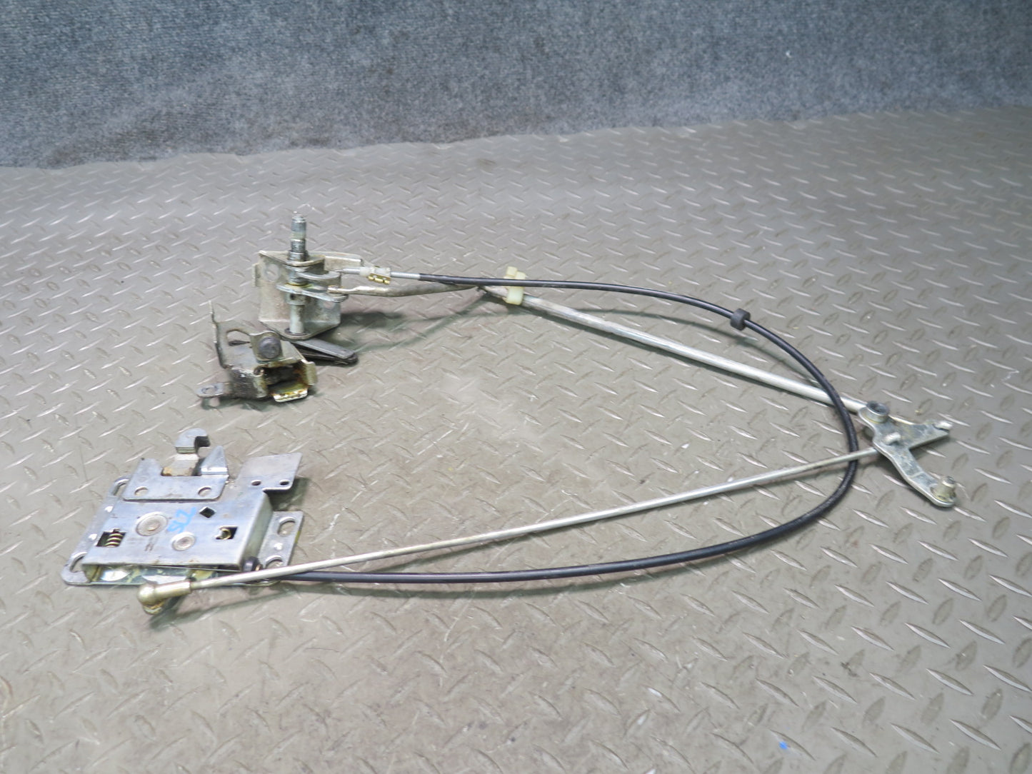 86-89 Mercedes R107 560SL Convertible Soft TOP Roof Lock Latch Cable Set OEM