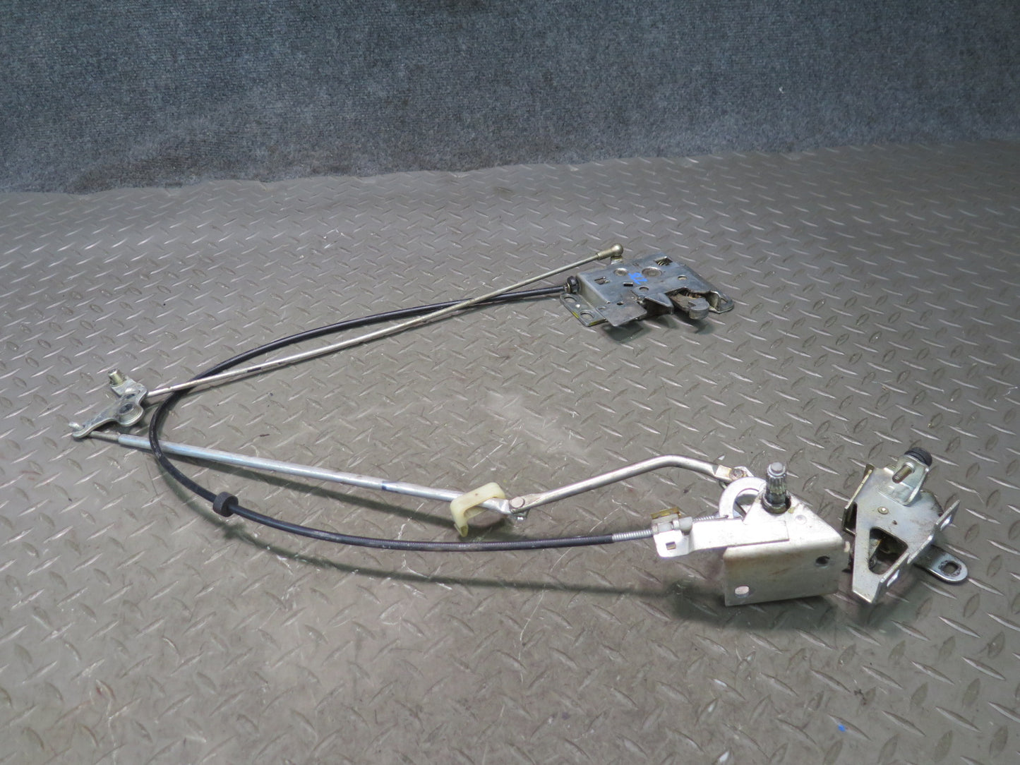86-89 Mercedes R107 560SL Convertible Soft TOP Roof Lock Latch Cable Set OEM