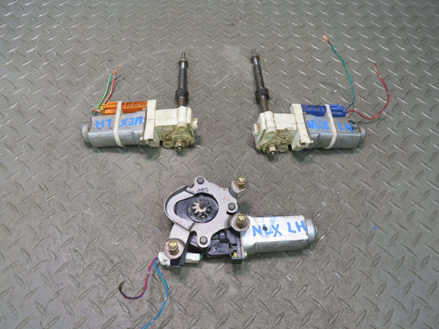 1996-1997 Lexus FZJ80L LX450 Front Left Seat Adjust Control Motor Set