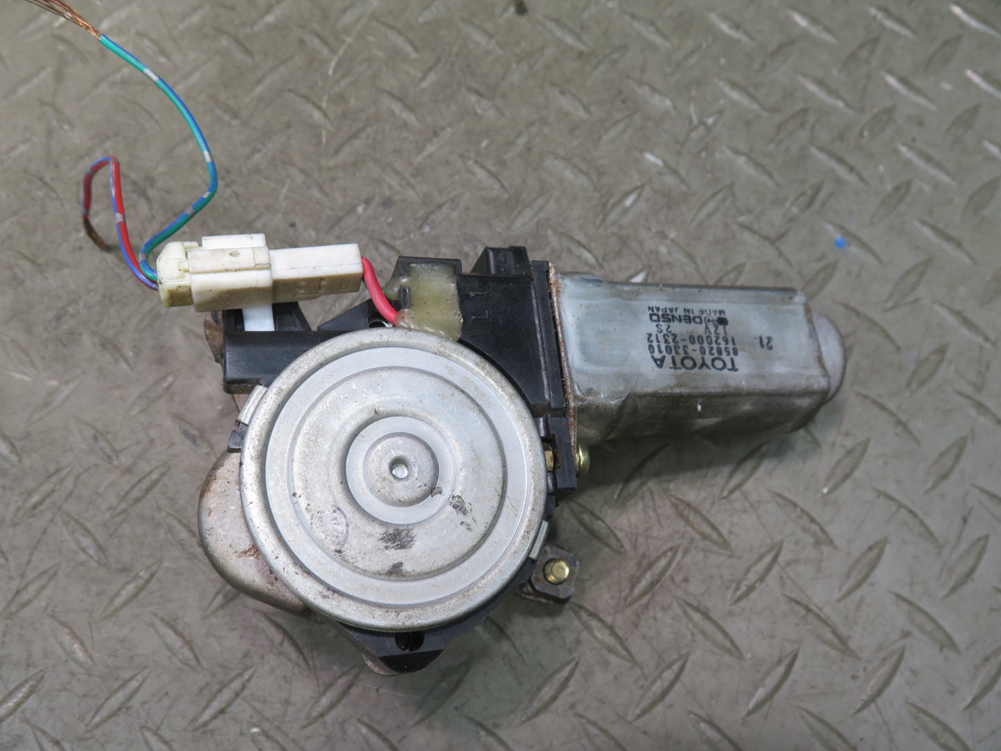 1996-1997 Lexus FZJ80L LX450 Front Left Seat Adjust Control Motor Set