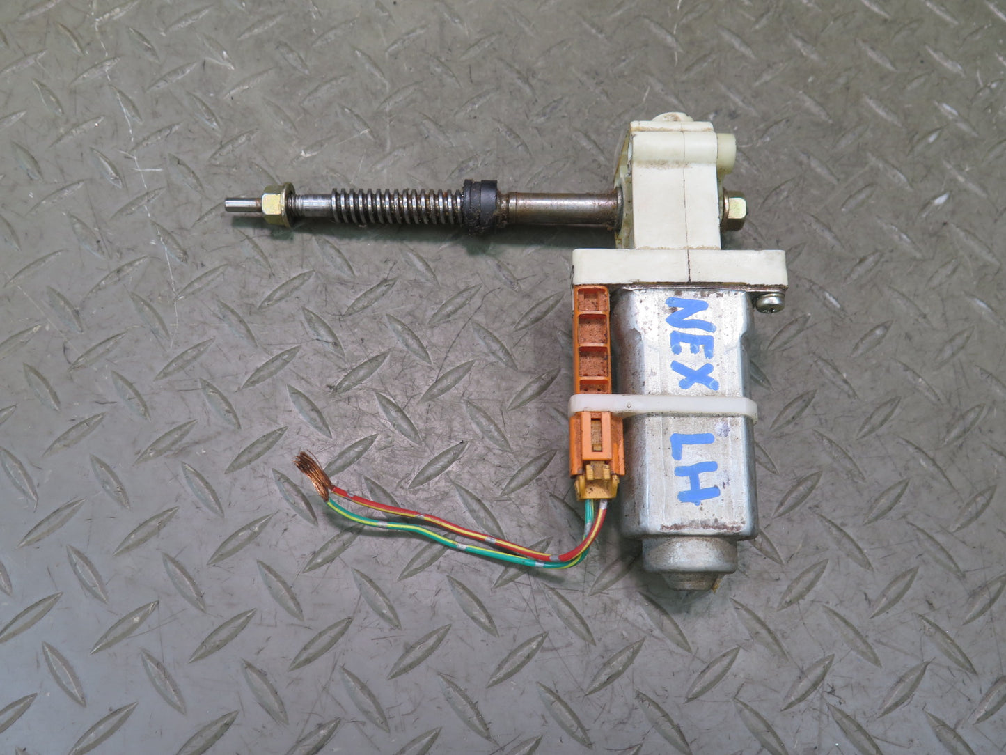 1996-1997 Lexus FZJ80L LX450 Front Left Seat Adjust Control Motor Set