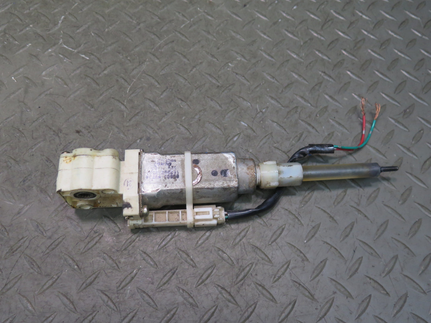 1996-1997 Lexus FZJ80L LX450 Front Right Seat Adjust Control Motor Set