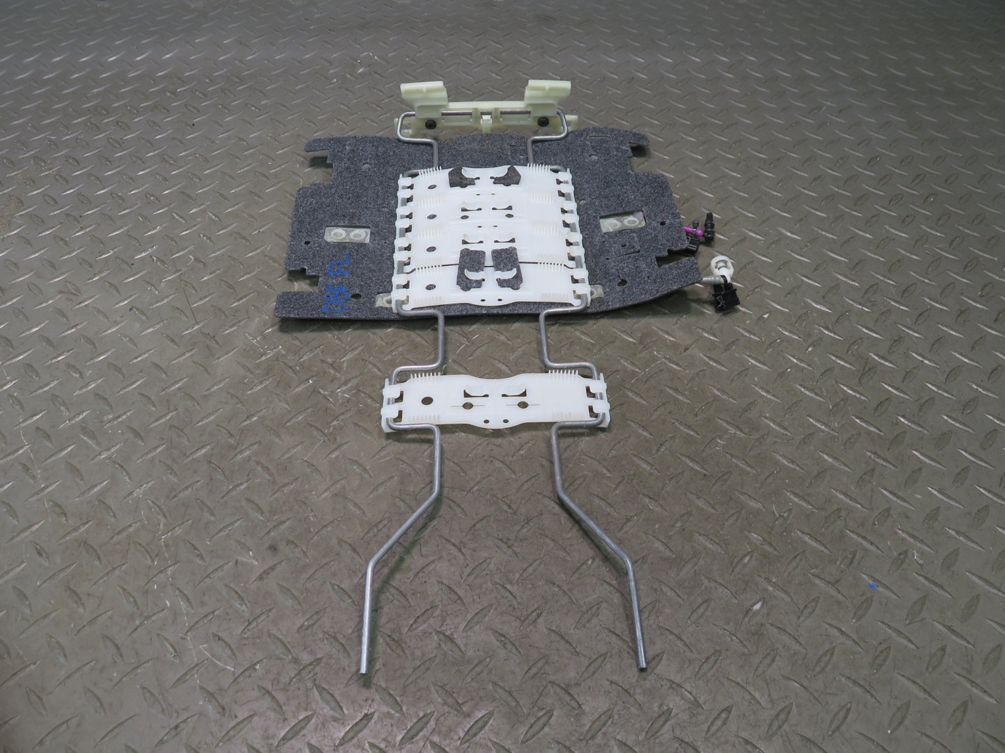 2015-2020 BMW F82 M4 Front Right Seat Lumbar Support Pump Lordosis Pad Set
