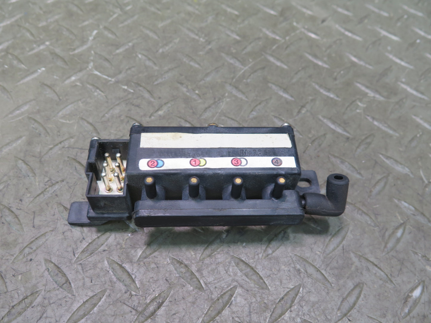 86-89 Mercedes R107 560SL Hvac A/C Air Conditioning Vacuum Switch Valve OEM