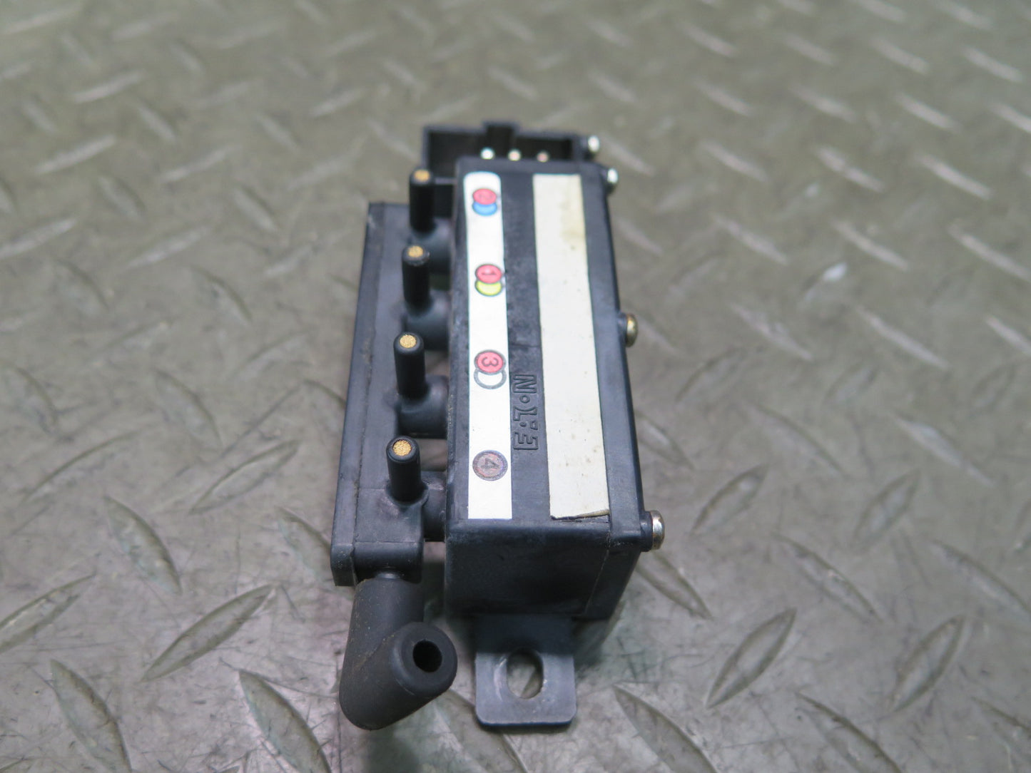 86-89 Mercedes R107 560SL Hvac A/C Air Conditioning Vacuum Switch Valve OEM