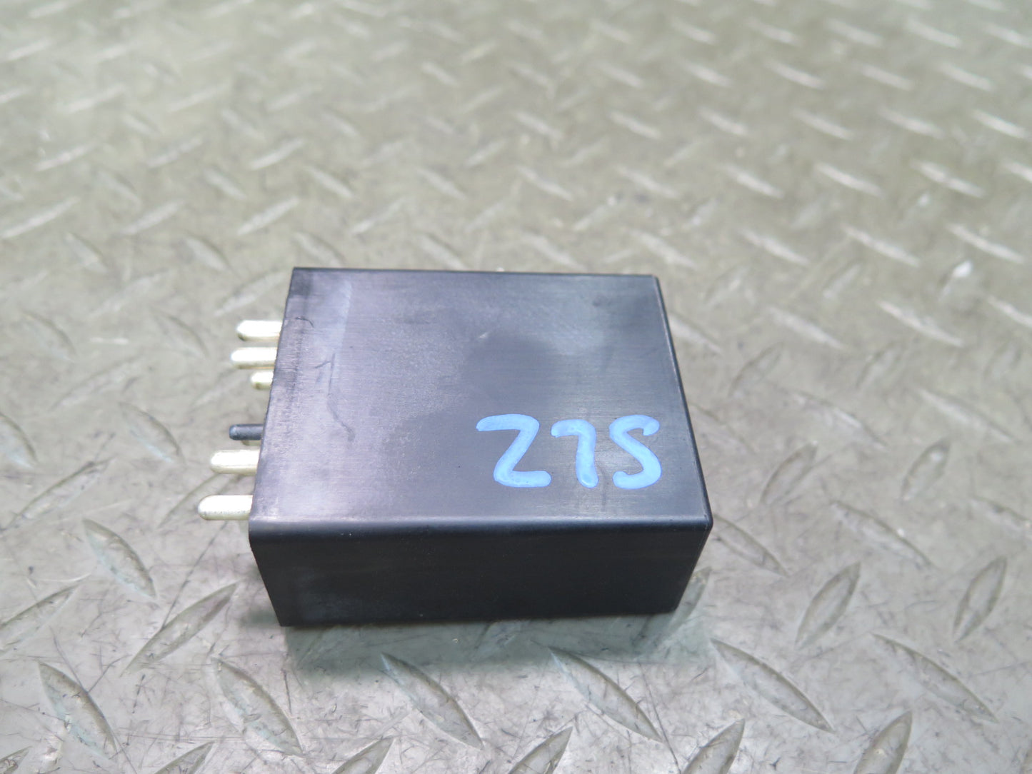 86-89 Mercedes R107 560SL A/C Air Condition Fuse Relay Module 0025451805 OEM