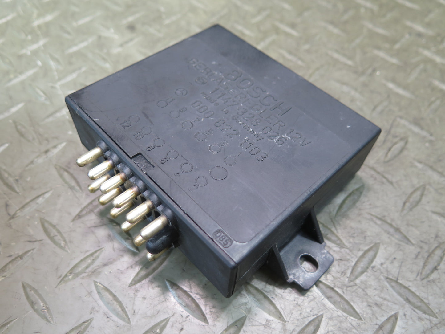86-89 Mercedes R107 560S Blower Motor Control Modul 0008221103  OEM