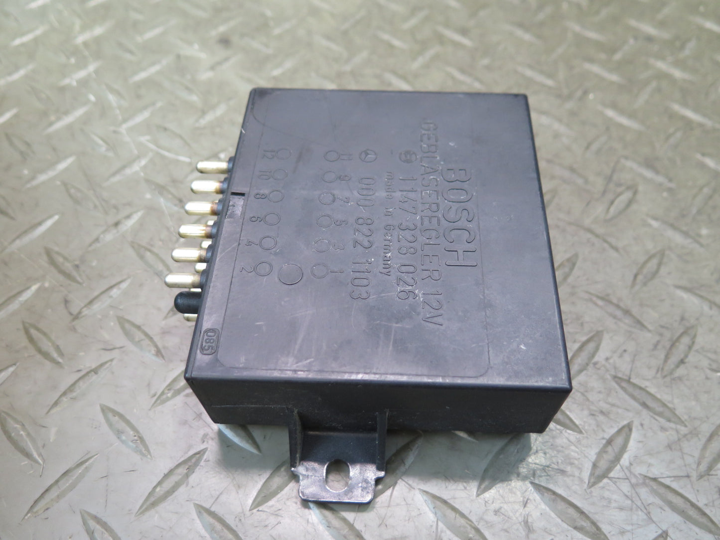 86-89 Mercedes R107 560S Blower Motor Control Modul 0008221103  OEM