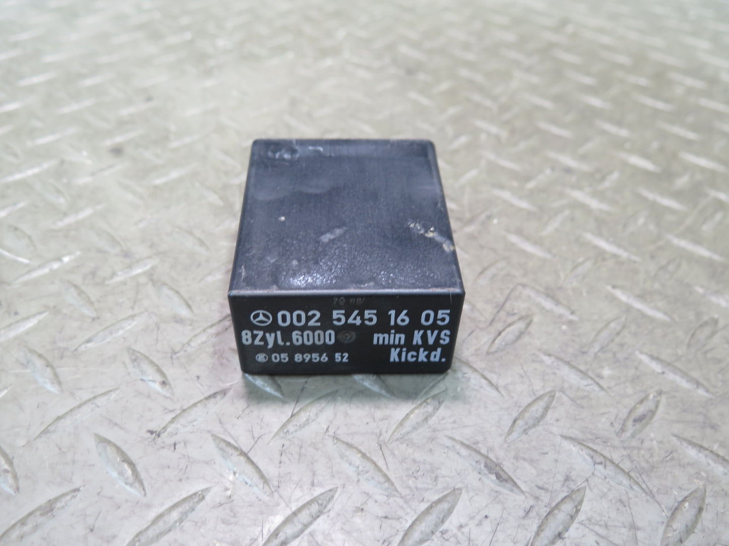 86-89 Mercedes R107 560S Lfuel Pump Relay Module 0025451605 OEM
