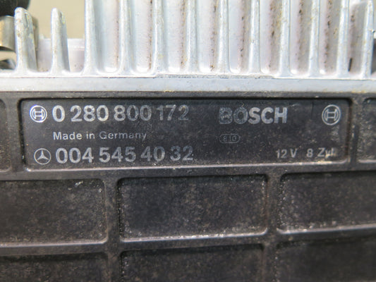 86-89 Mercedes R107 560S 5.6L Engine Control Module Unit ECM ECU 0280800172 OEM