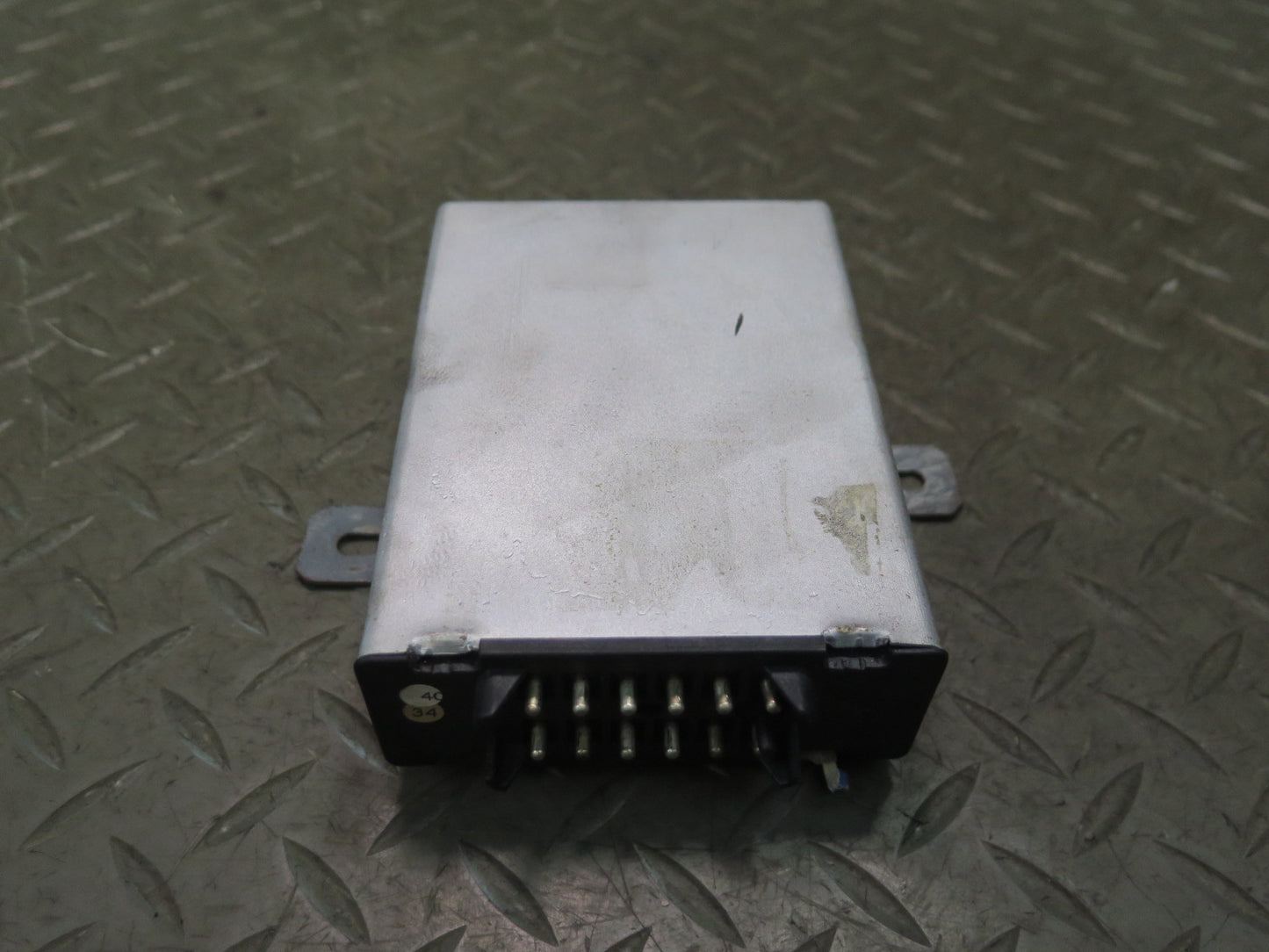 86-89 Mercedes W126 560SEL Cruise Control Amplifier Module Unit OEM