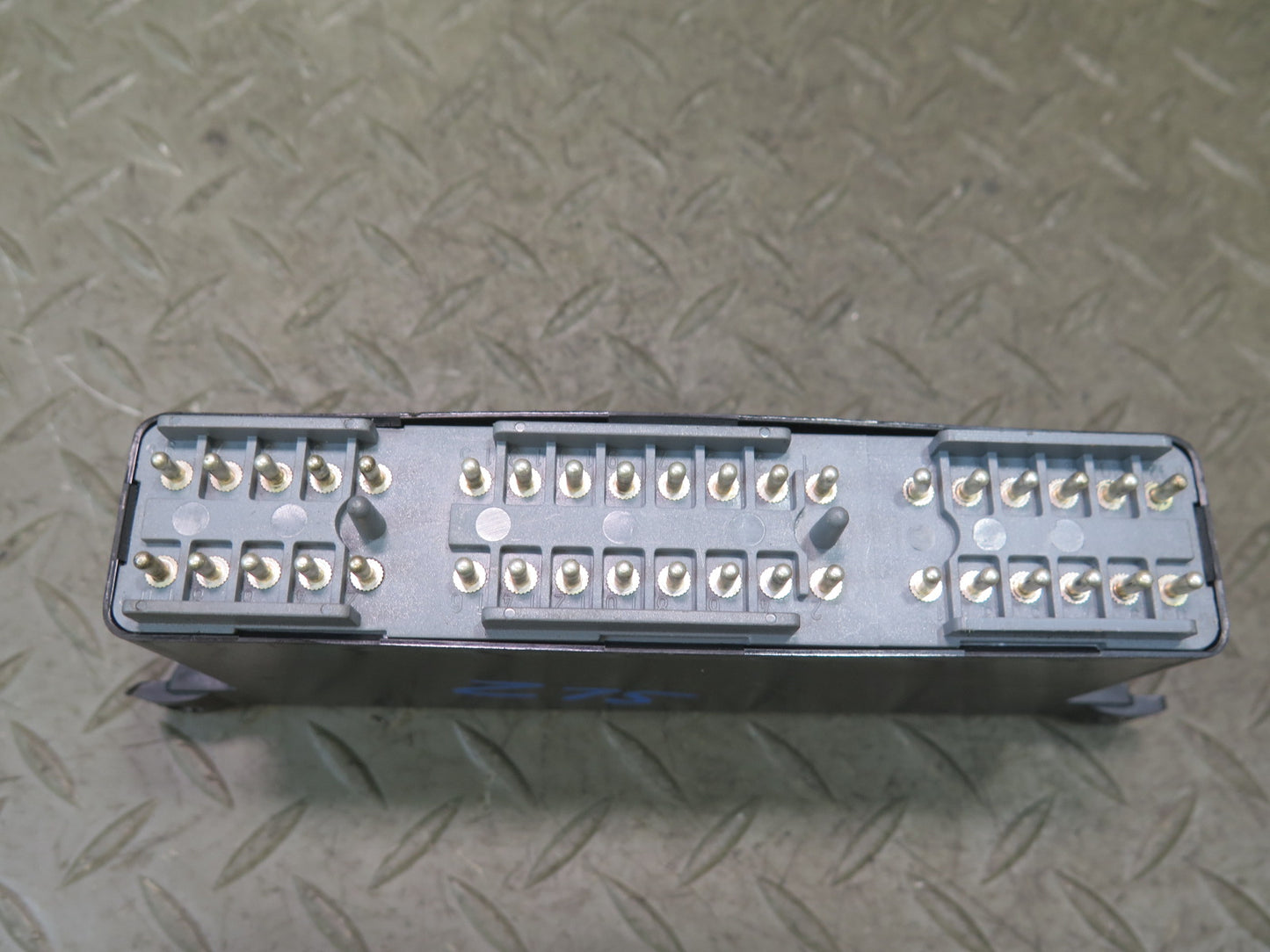86-89 Mercedes R107 560SL Light Lamp Control Module 1075420132 OEM