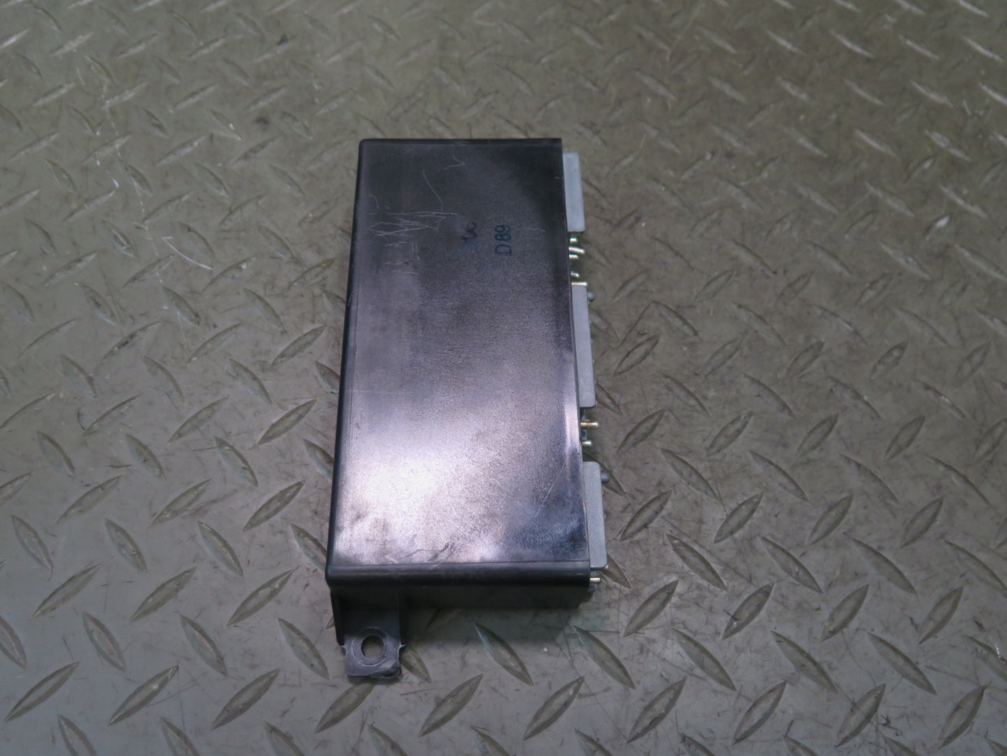 86-89 Mercedes R107 560SL Light Lamp Control Module 1075420132 OEM