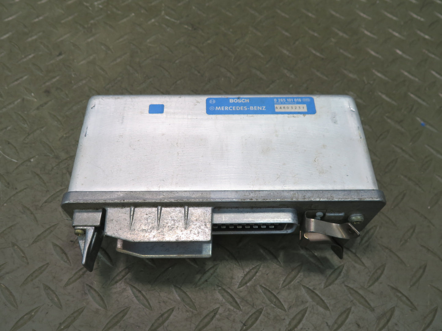 86-89 Mercedes R107 560SL ABS Anti Lock Brake Control Module Unit 0265101016 OEM