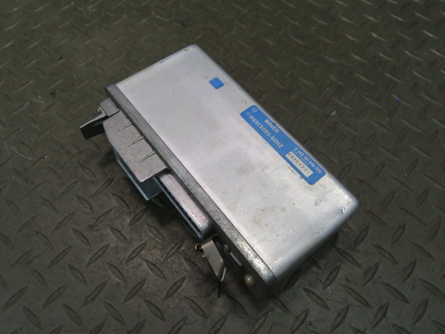 86-89 Mercedes R107 560SL ABS Anti Lock Brake Control Module Unit 0265101016 OEM
