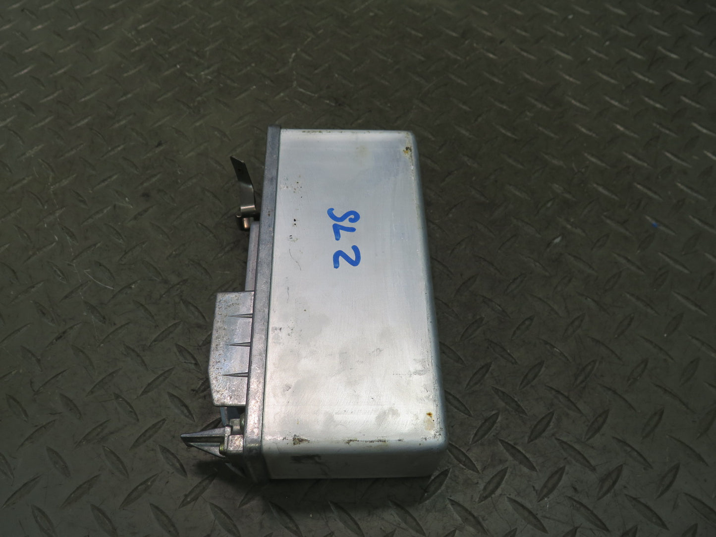86-89 Mercedes R107 560SL ABS Anti Lock Brake Control Module Unit 0265101016 OEM