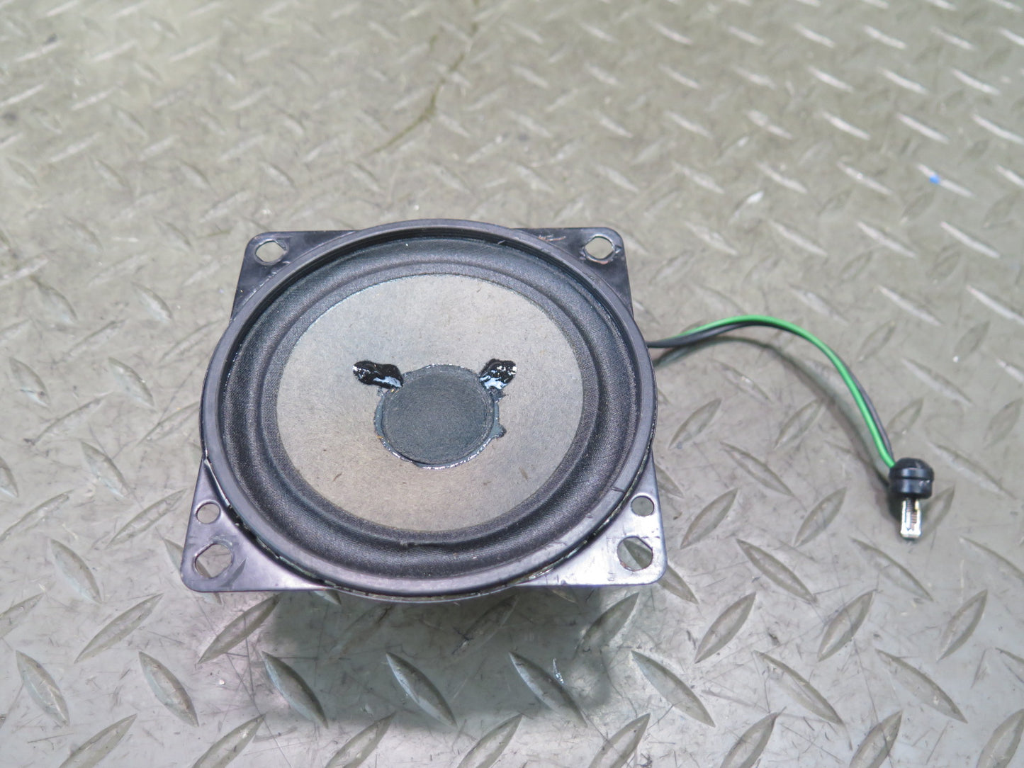 86-89 Mercedes R107 Convertible Dash Speaker 0008205602 OEM