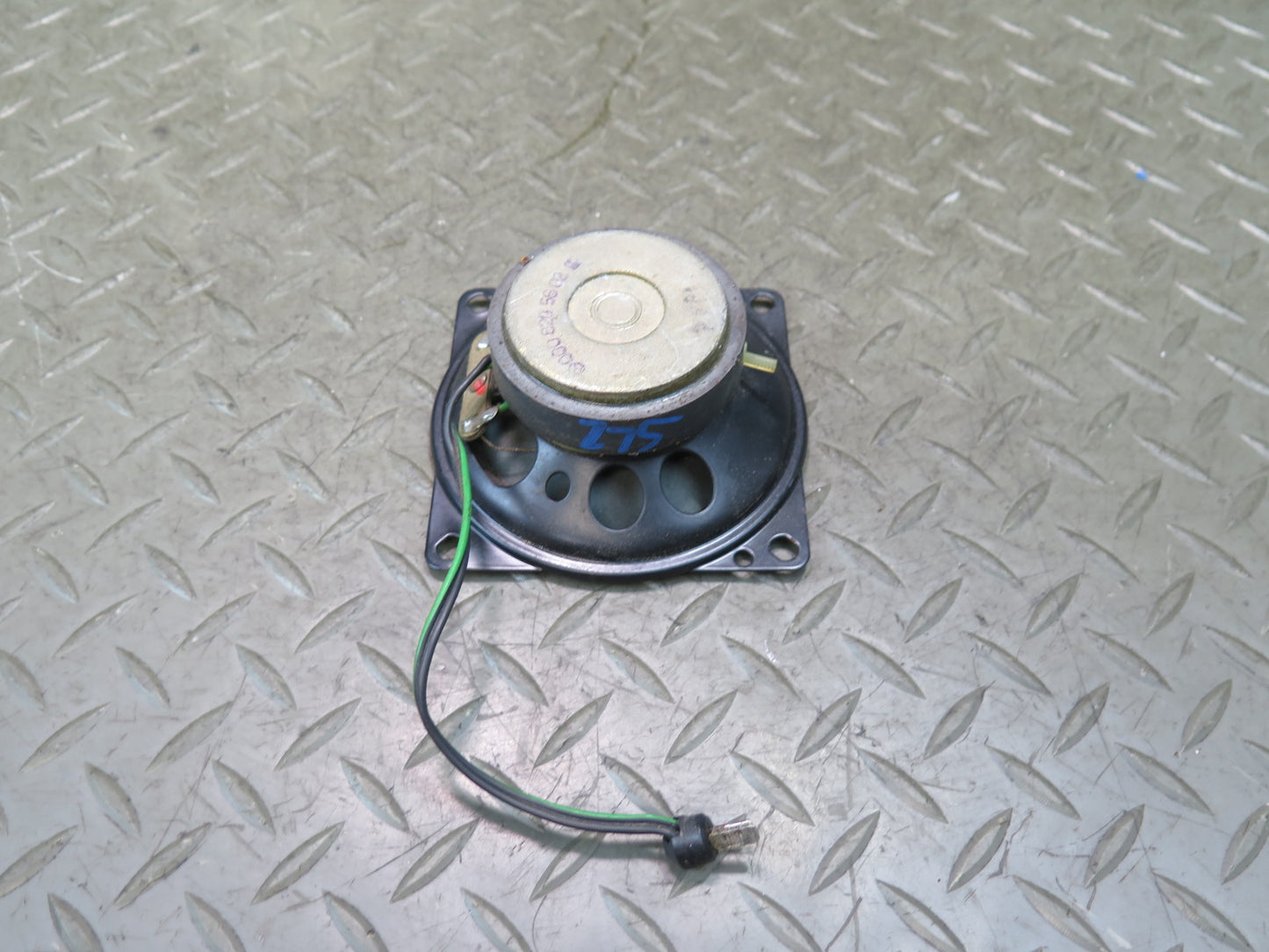 86-89 Mercedes R107 Convertible Dash Speaker 0008205602 OEM