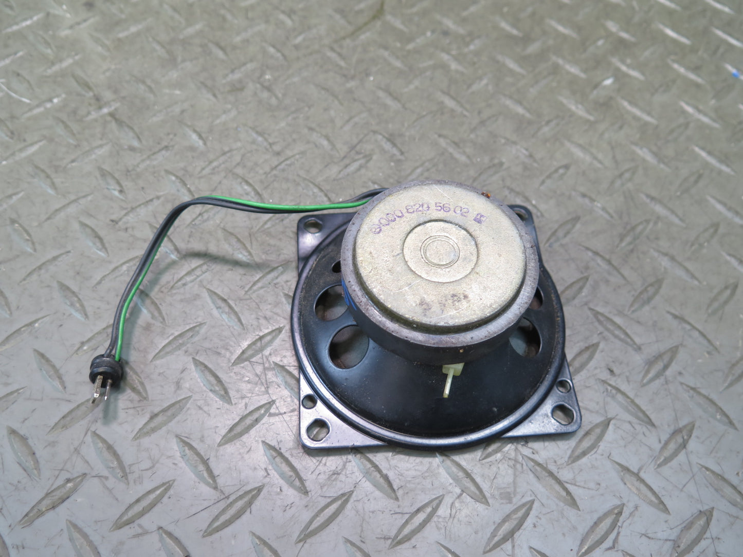 86-89 Mercedes R107 Convertible Dash Speaker 0008205602 OEM