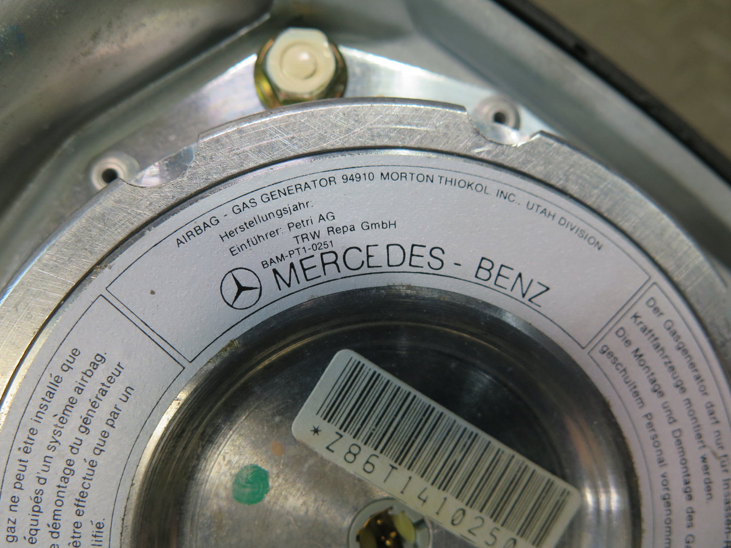 86-89 MERCEDES R107 560SL FRONT LEFT DRIVER SIDE STEERING WHEEL SRS AIRBAG OEM