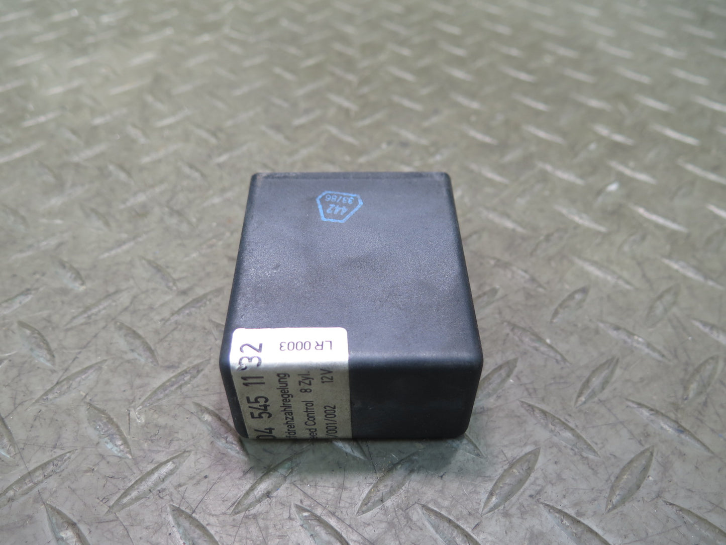 86-89 Mercedes R107 560SL Speed Control Module Relay Unit 0045451132 OEM