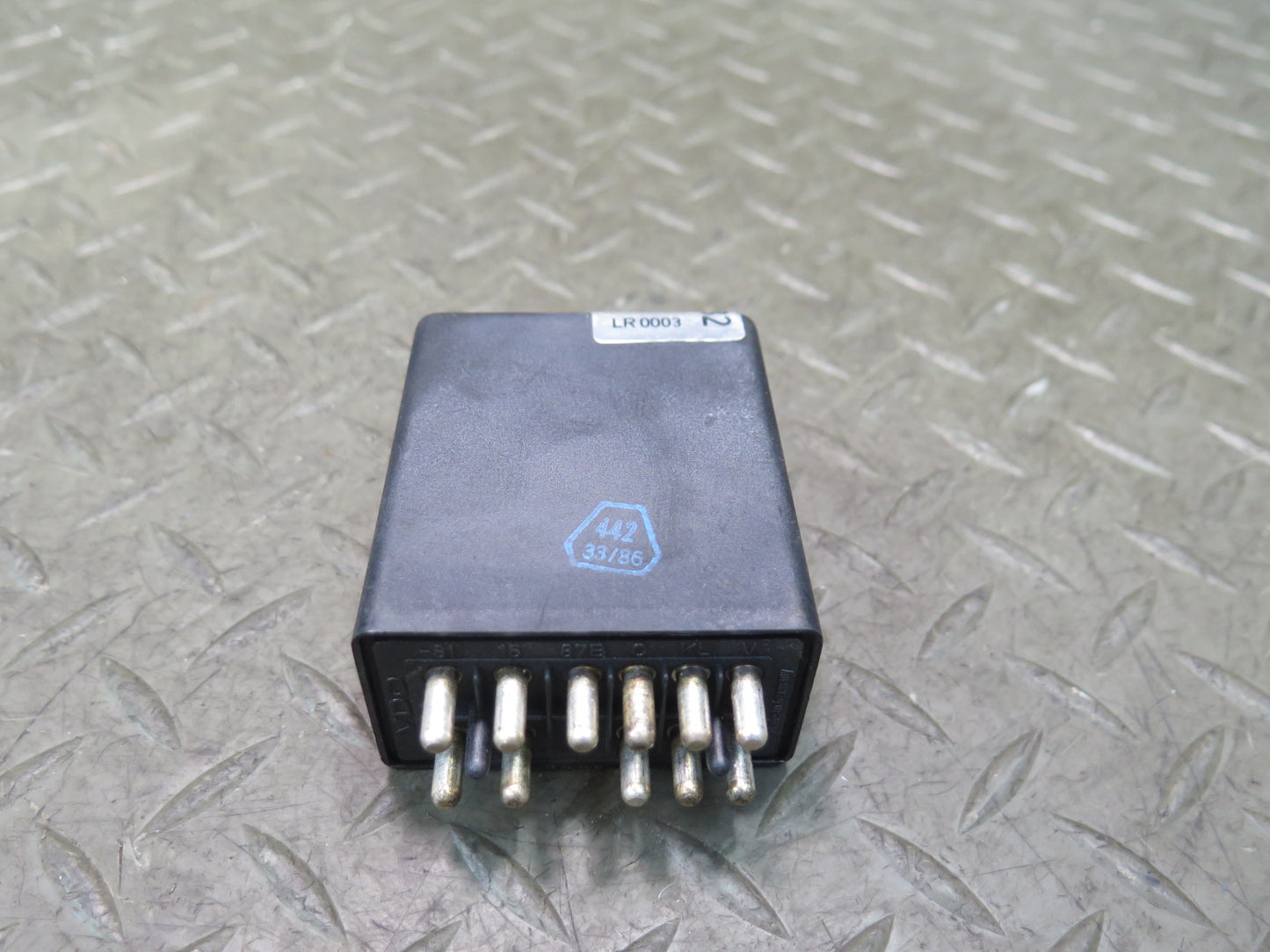 86-89 Mercedes R107 560SL Speed Control Module Relay Unit 0045451132 OEM