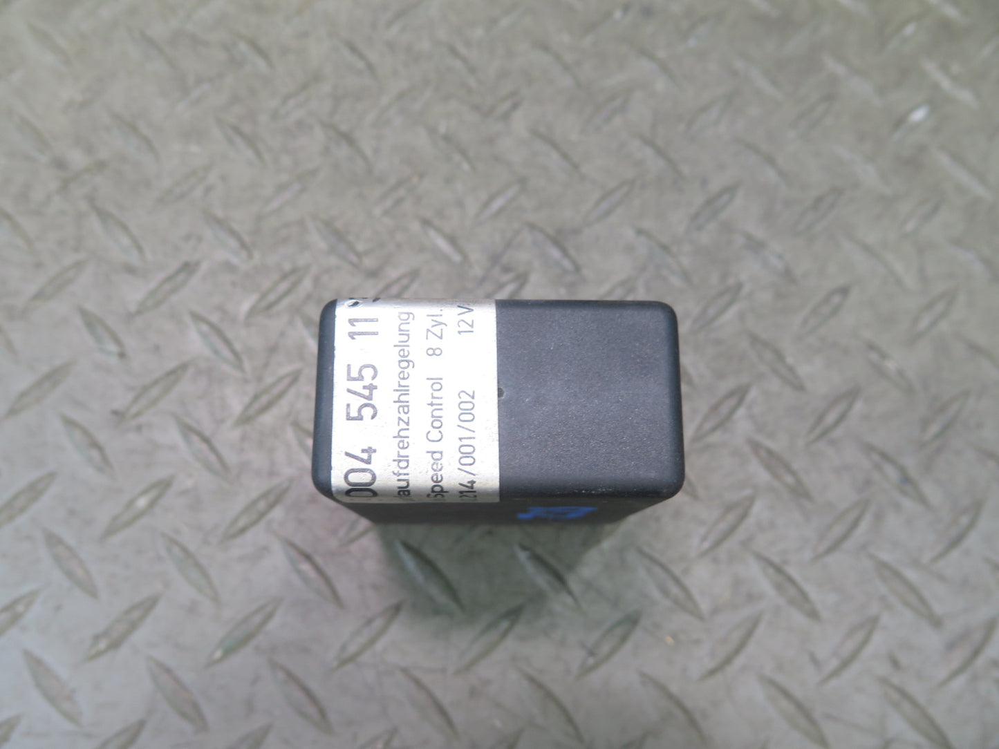 86-89 Mercedes R107 560SL Speed Control Module Relay Unit 0045451132 OEM