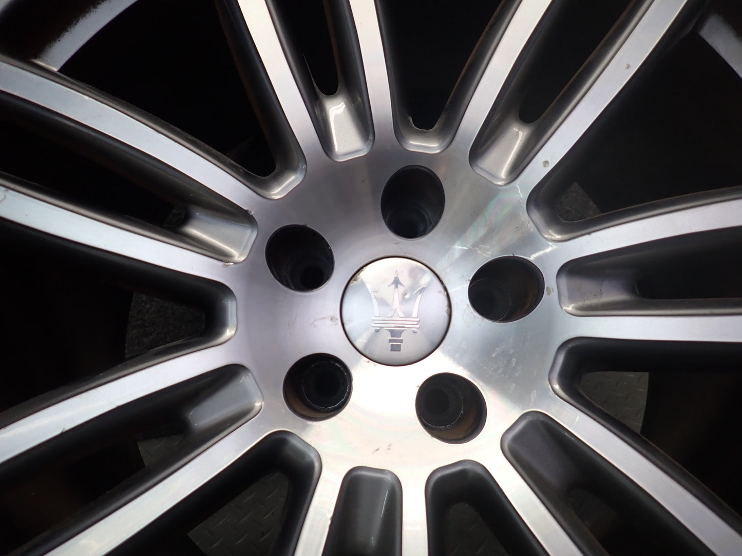 2014-2021 Maserati Quattroporte M156 Alloy Wheel 20" R20 Rim 20x10.5J ET45