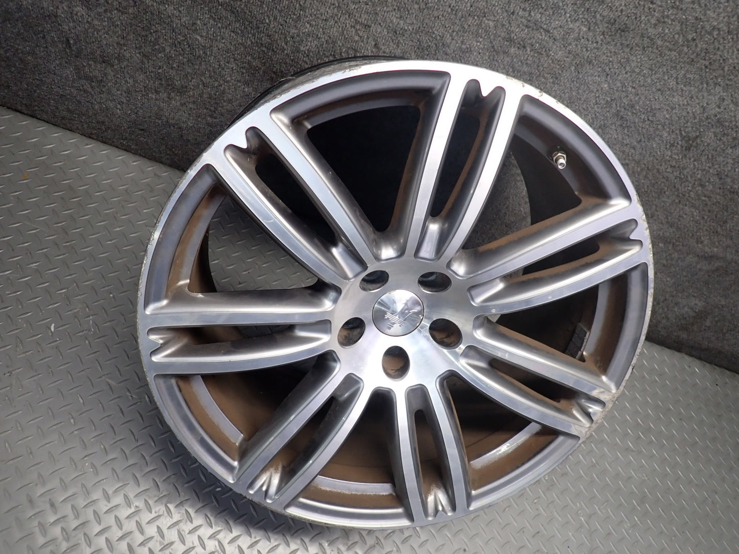 2014-2021 Maserati Quattroporte M156 Alloy Wheel 20" R20 Rim 20x10.5J ET45