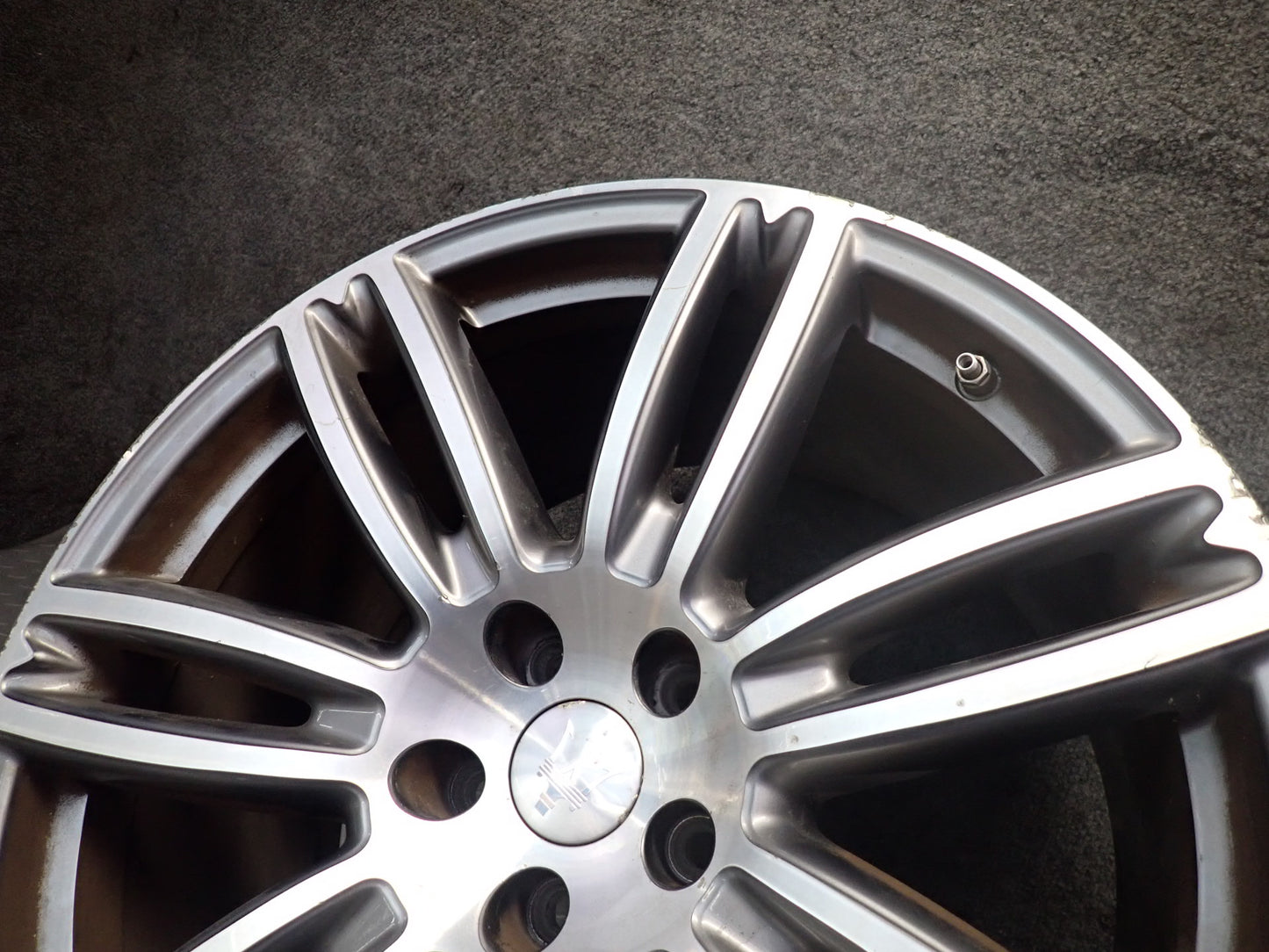 2014-2021 Maserati Quattroporte M156 Alloy Wheel 20" R20 Rim 20x10.5J ET45